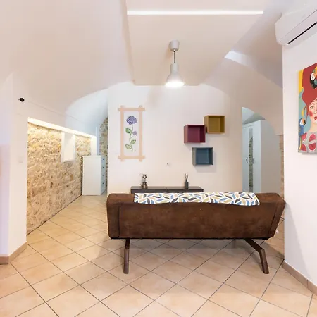 Apartment Civico 11 *